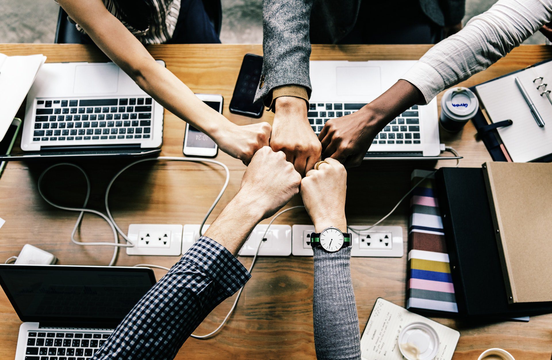 How-to-Improve-Teamwork-and-Collaboration-Skills0A Trabajo en equipo